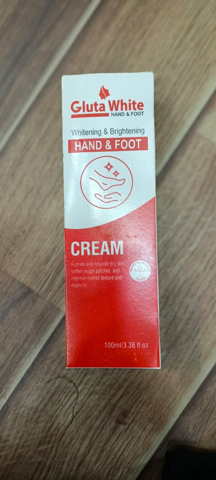 Gluta White Hand & Foot Whitening & Brightening Cream | 100ml Professional Formula for Radiant, Even-Toned Skin | Targets Dark Elbows & Knees | 100ml